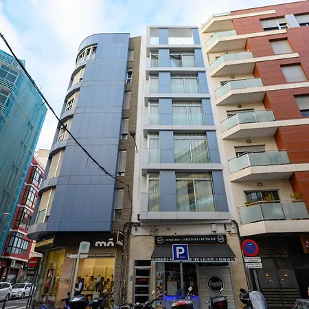 Loft Deluxe La Puntilla - Aircon & Side Sea Views Apartment *