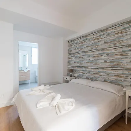 Loft Deluxe La Puntilla - Aircon & Side Sea Views