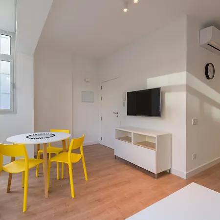 Loft Deluxe La Puntilla - Aircon & Side Sea Views *